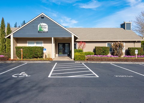 Pioneer Ridge Oregon City Apartments - Clubhouse